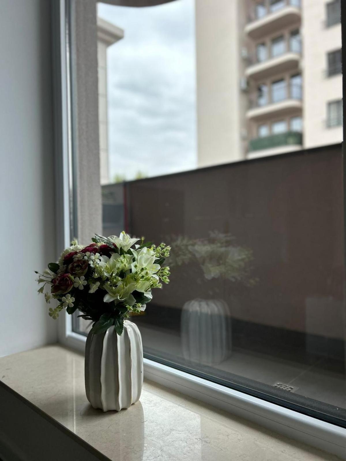 Summit Stay Apartment Bucharest Luaran gambar
