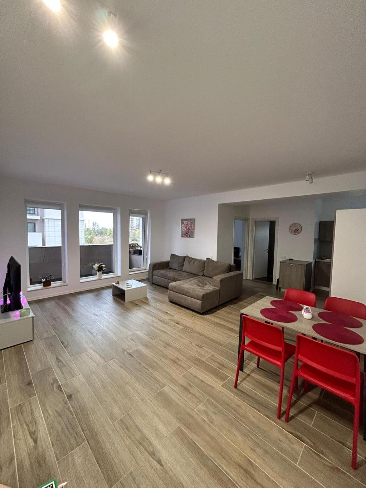 Summit Stay Apartment Bucharest Luaran gambar
