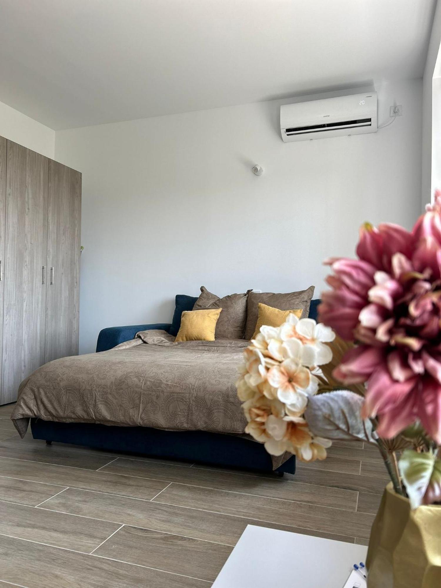 Summit Stay Apartment Bucharest Luaran gambar